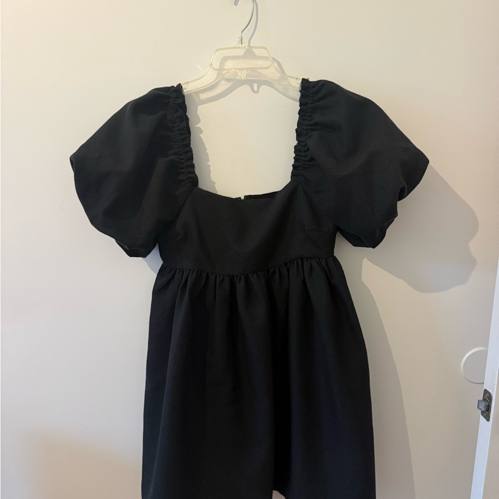 line and dot Black Puff Sleeve Mini Dress Size Small